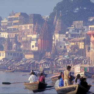 India Varanasi DP011024 © Marilène Dubois  1992  